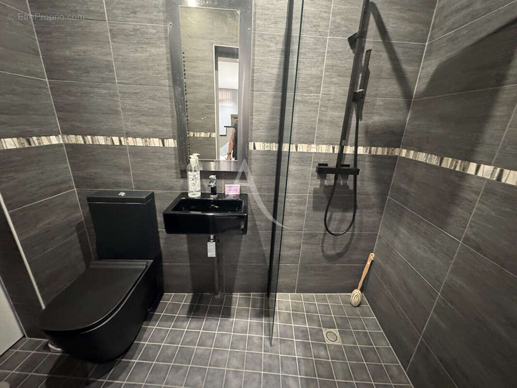 Maison à PUY-L'EVEQUE