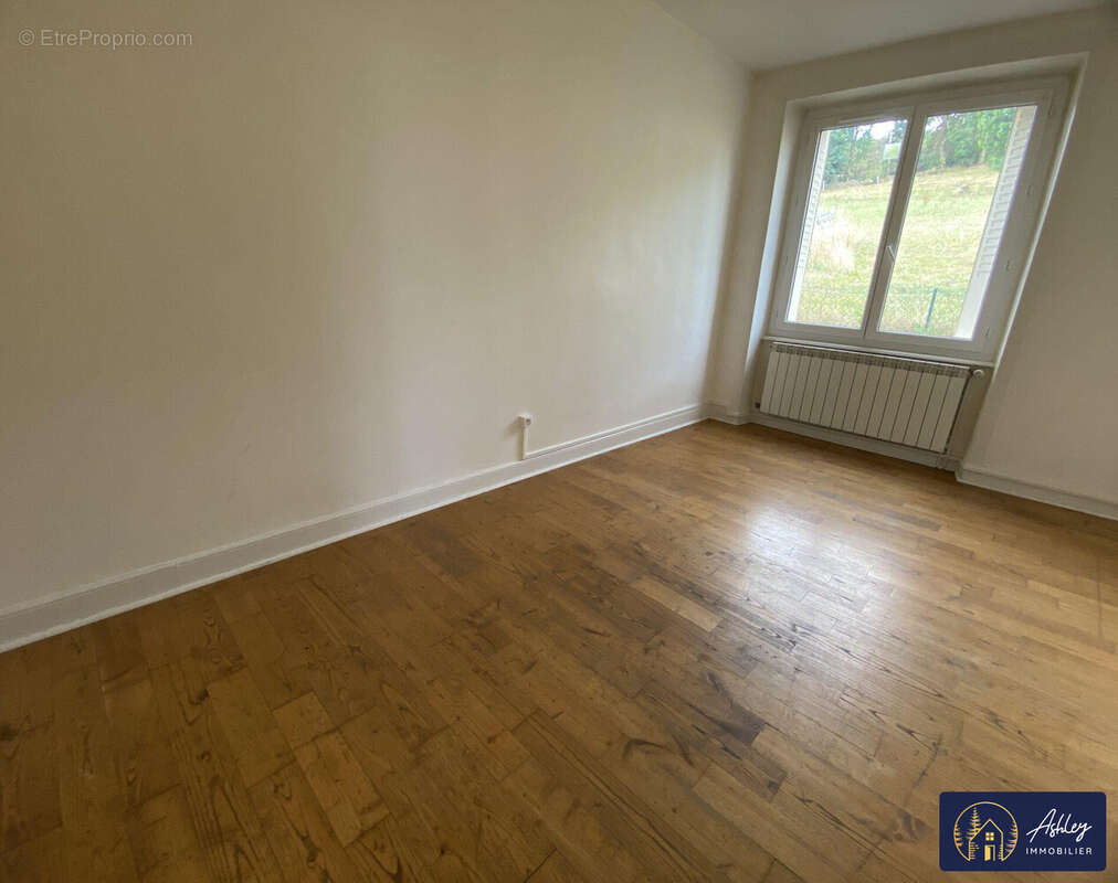 Maison à LE MONTEIL