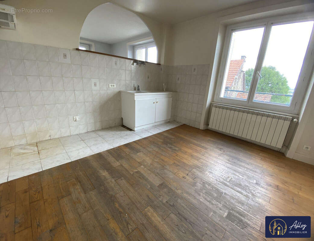 Maison à LE MONTEIL