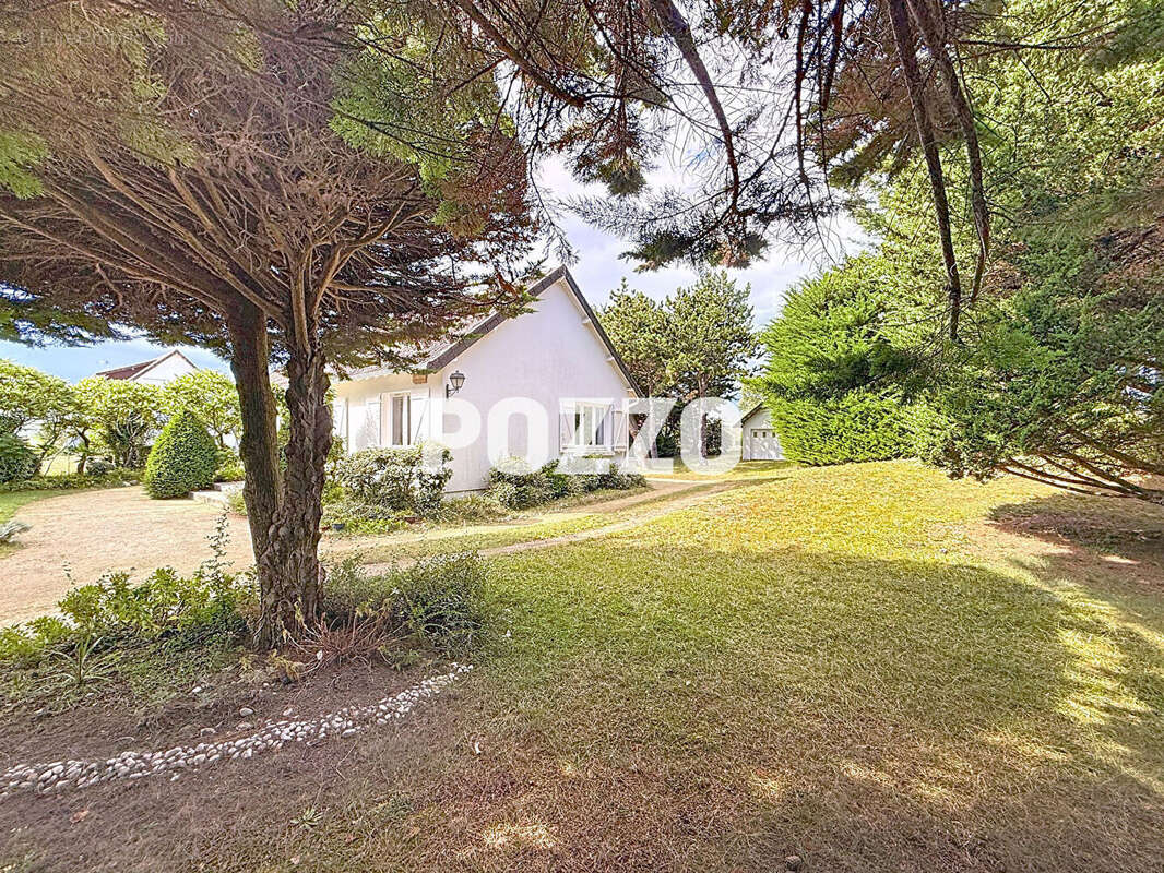 Maison à JULLOUVILLE