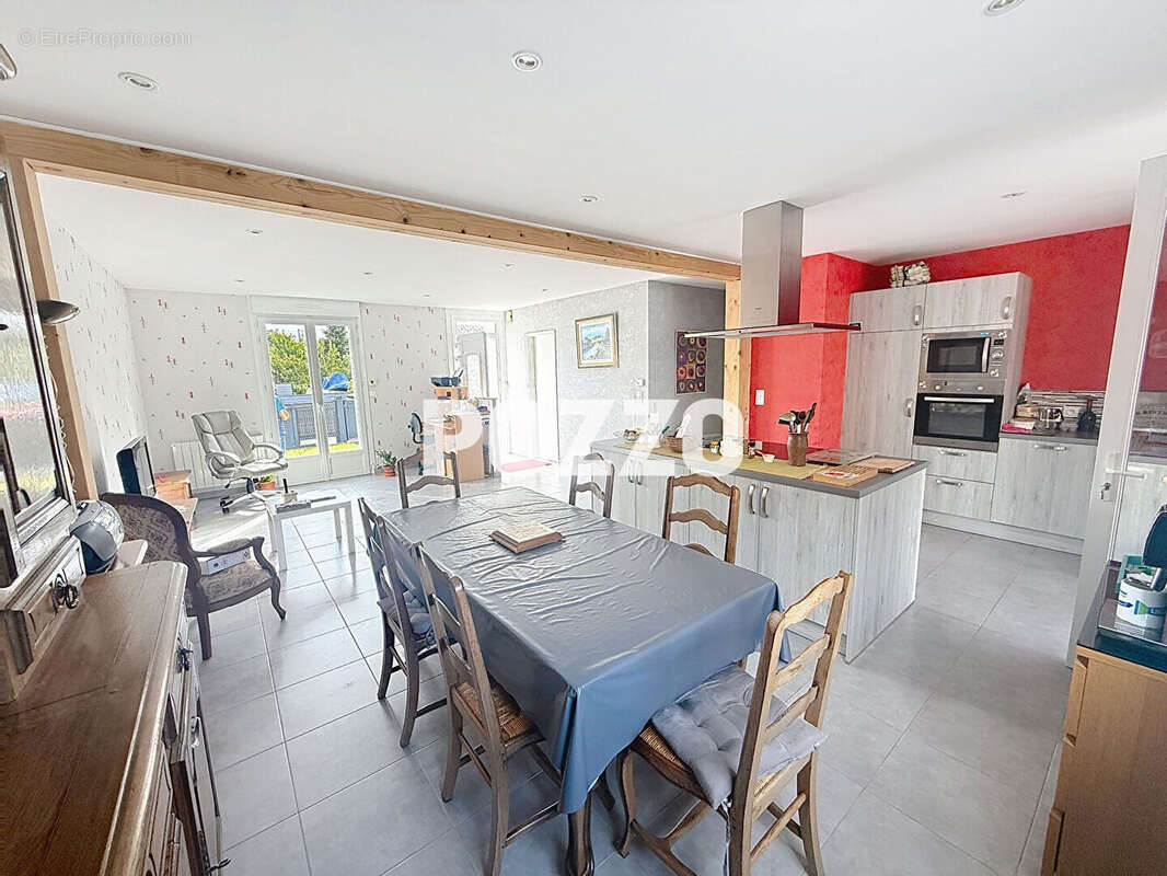 Maison à BREVILLE-SUR-MER