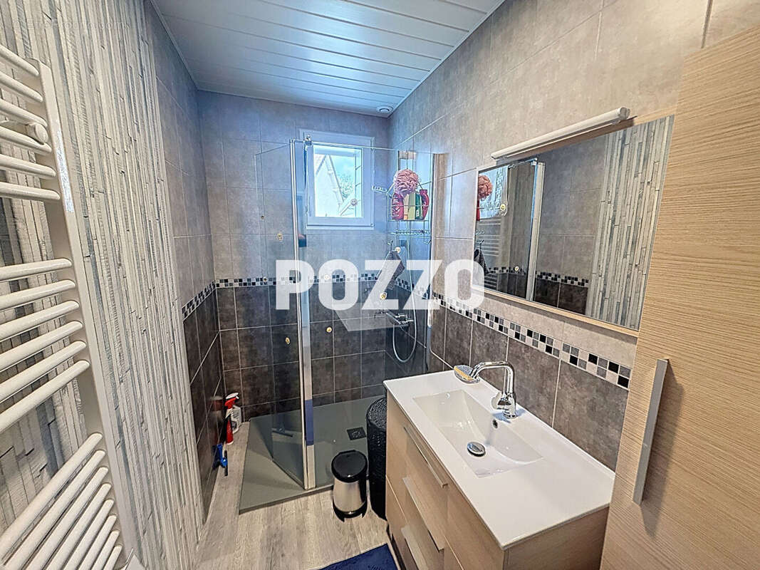 Maison à BREVILLE-SUR-MER