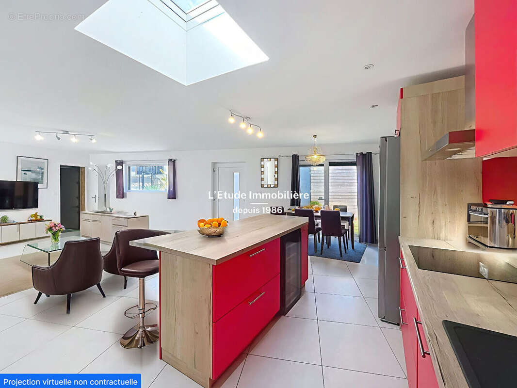 Maison à CHAMPAGNE-AU-MONT-D&#039;OR