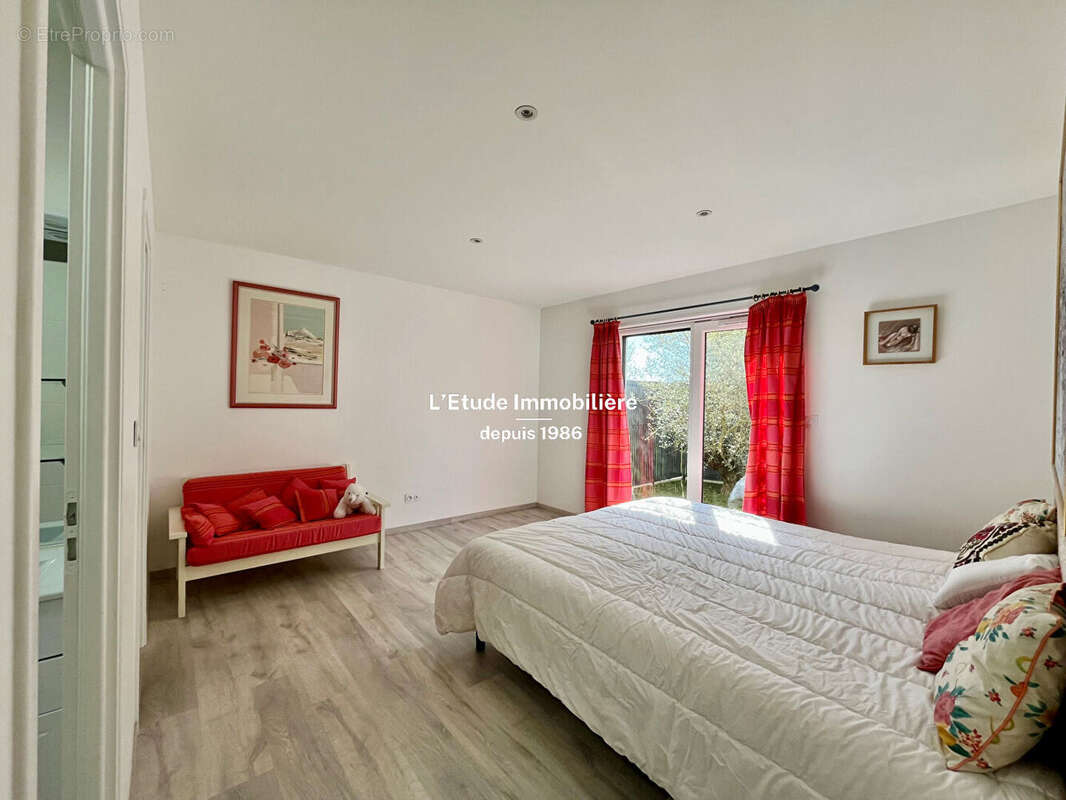 Maison à CHAMPAGNE-AU-MONT-D&#039;OR