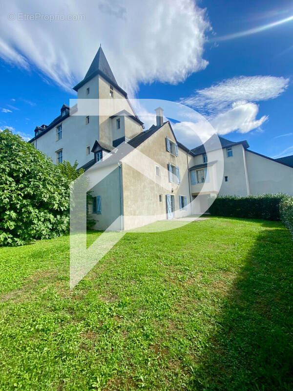 Appartement à OLORON-SAINTE-MARIE