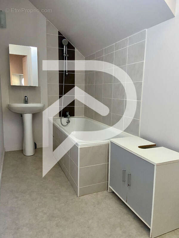 Appartement à OLORON-SAINTE-MARIE