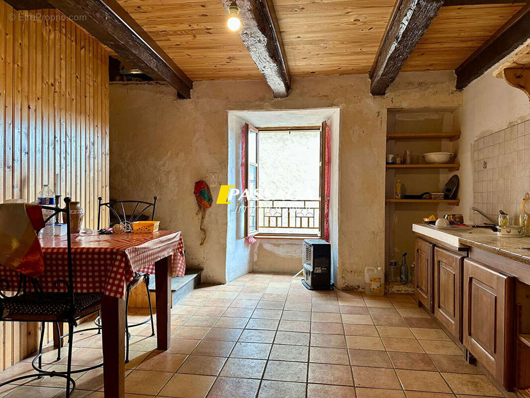 Maison à SEVERAC-LE-CHATEAU