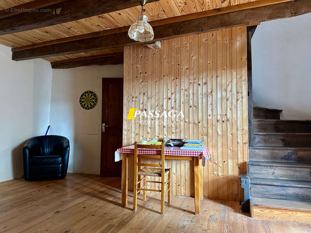 Maison à SEVERAC-LE-CHATEAU