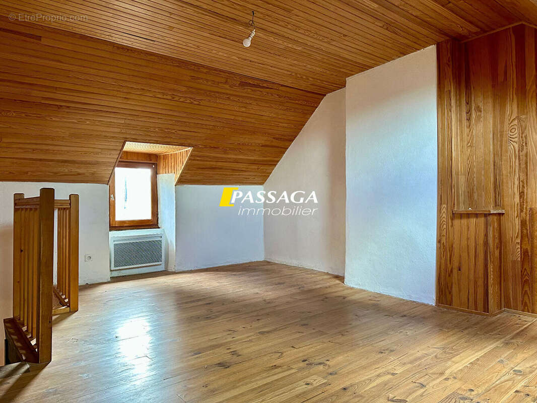 Maison à SEVERAC-LE-CHATEAU