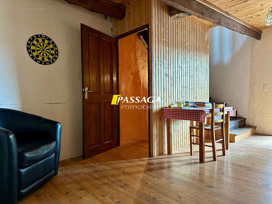 Maison à SEVERAC-LE-CHATEAU