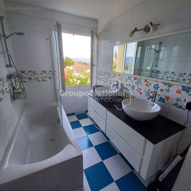 Maison à VILLENEUVE