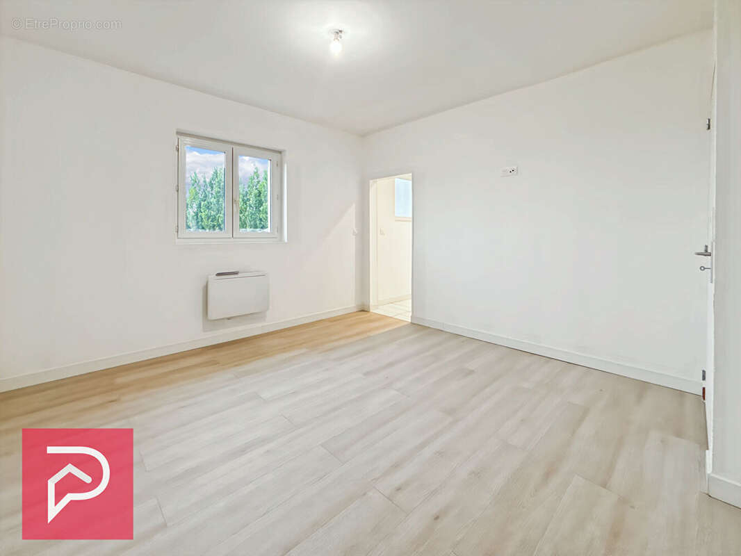 Maison à BEAUMONT-LE-ROGER