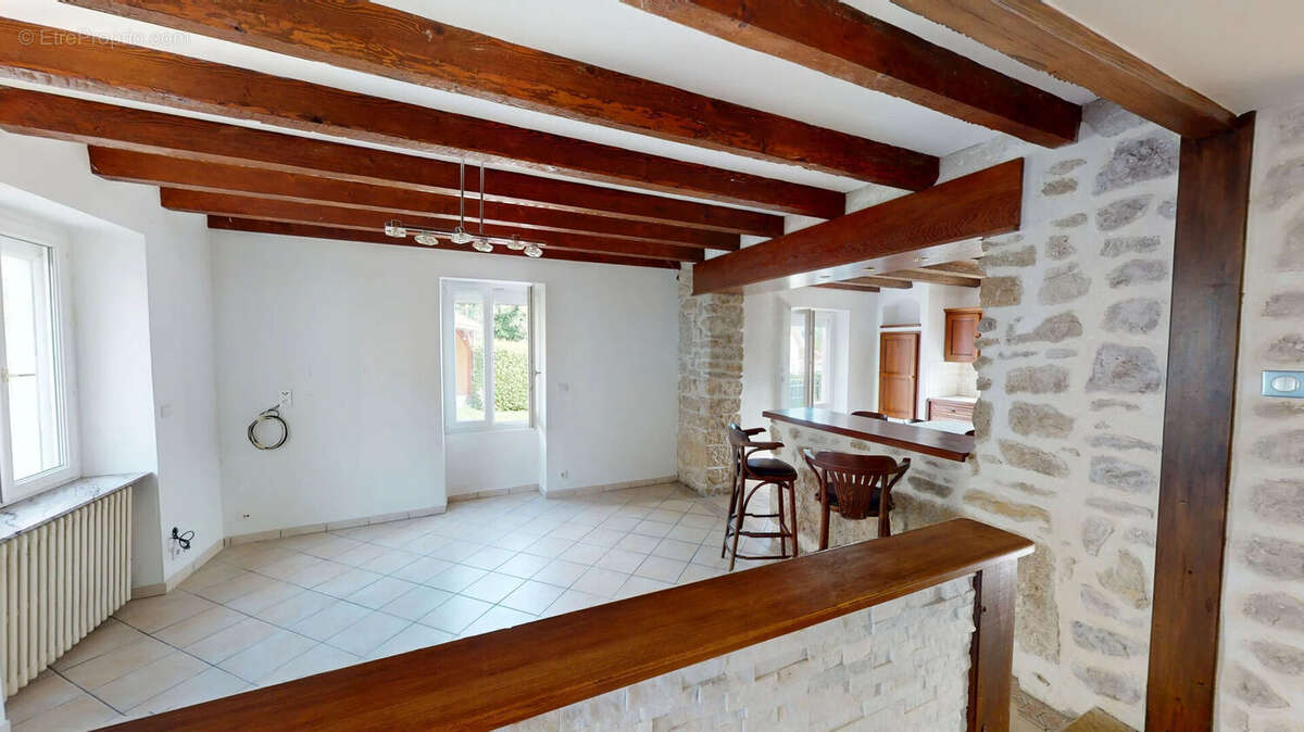 Maison à HAUTEVILLE-LOMPNES