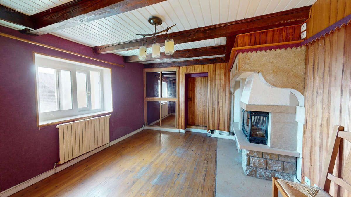 Maison à HAUTEVILLE-LOMPNES