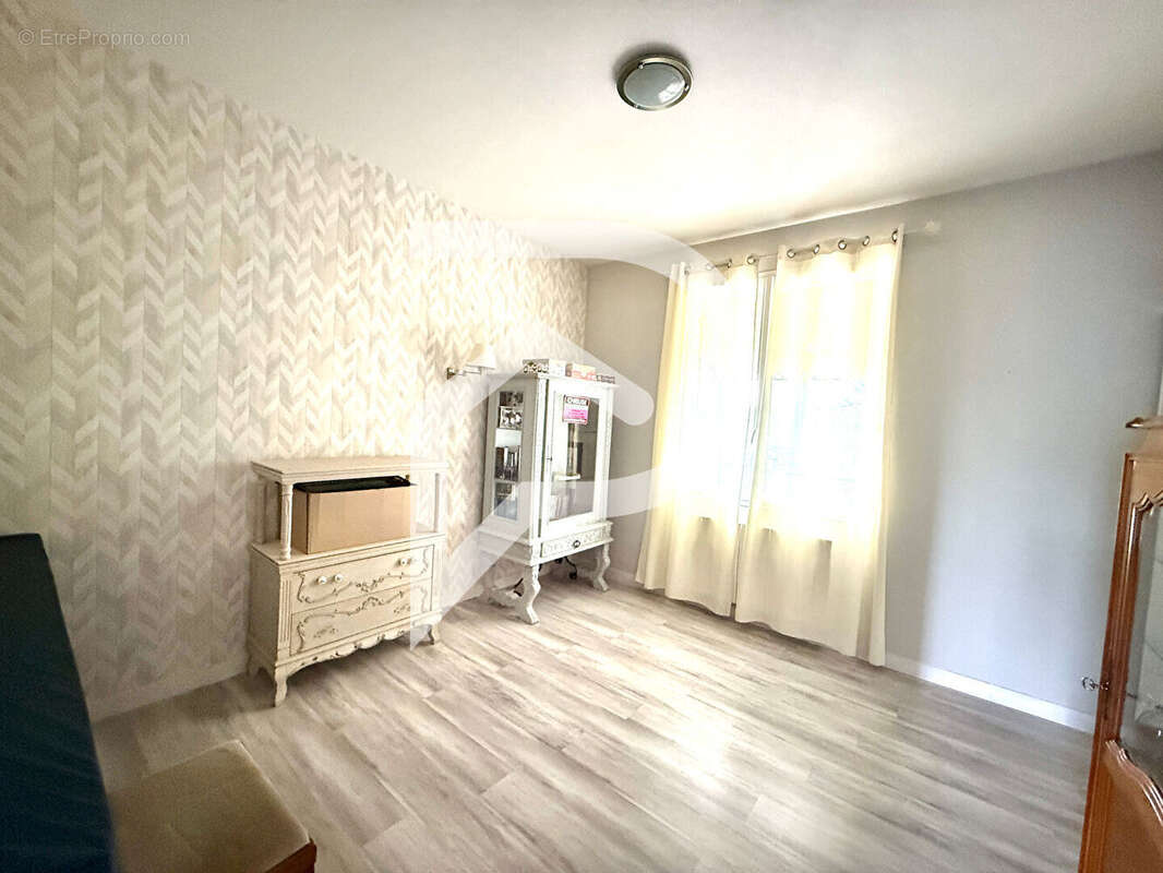 Maison à SAINT-PEY-DE-CASTETS