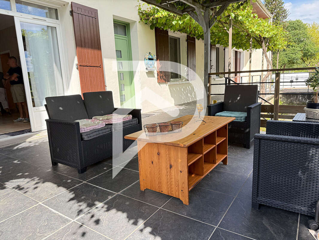 Maison à SAINT-PEY-DE-CASTETS