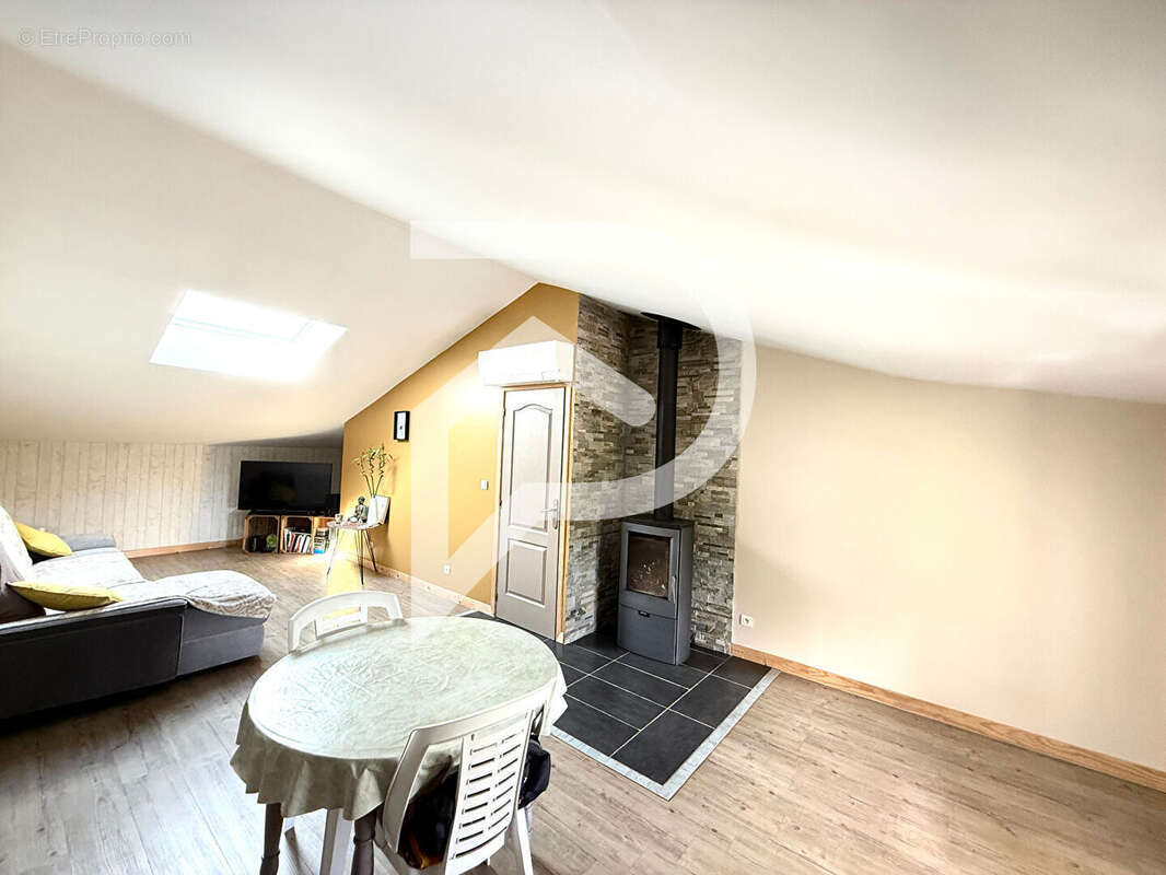 Maison à SAINT-PEY-DE-CASTETS