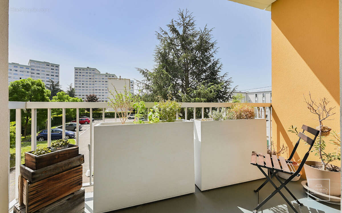 Appartement à LYON-9E