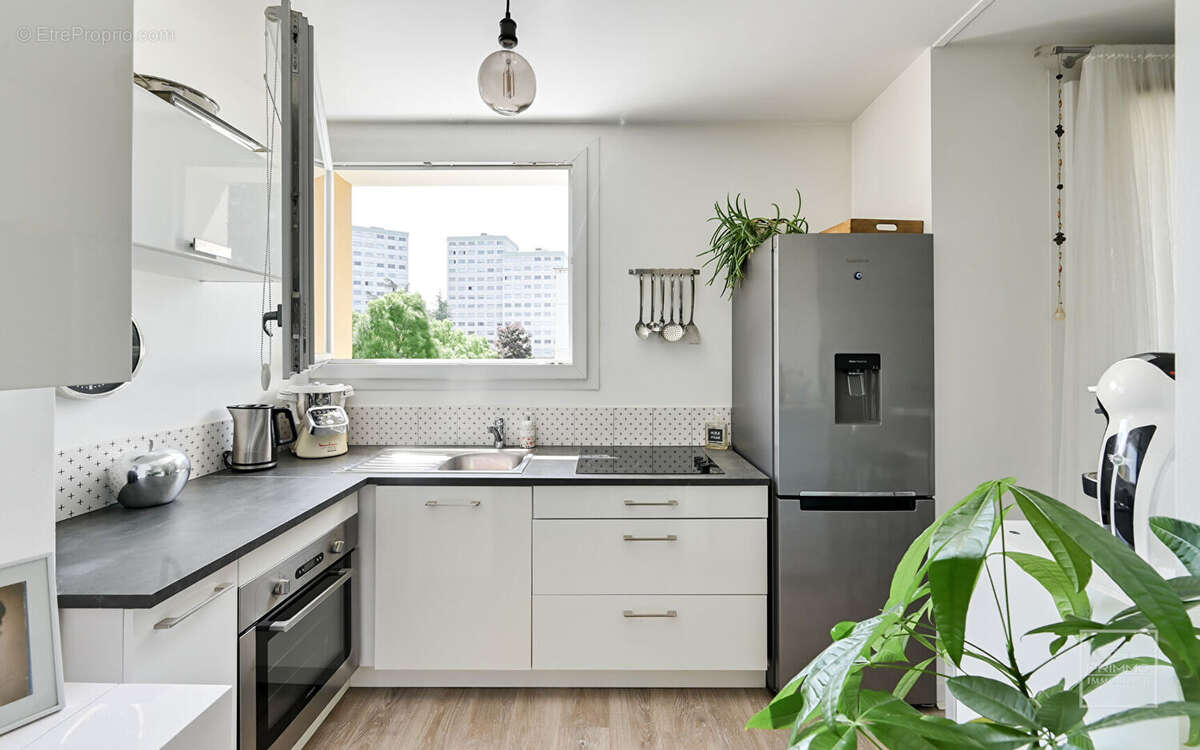 Appartement à LYON-9E