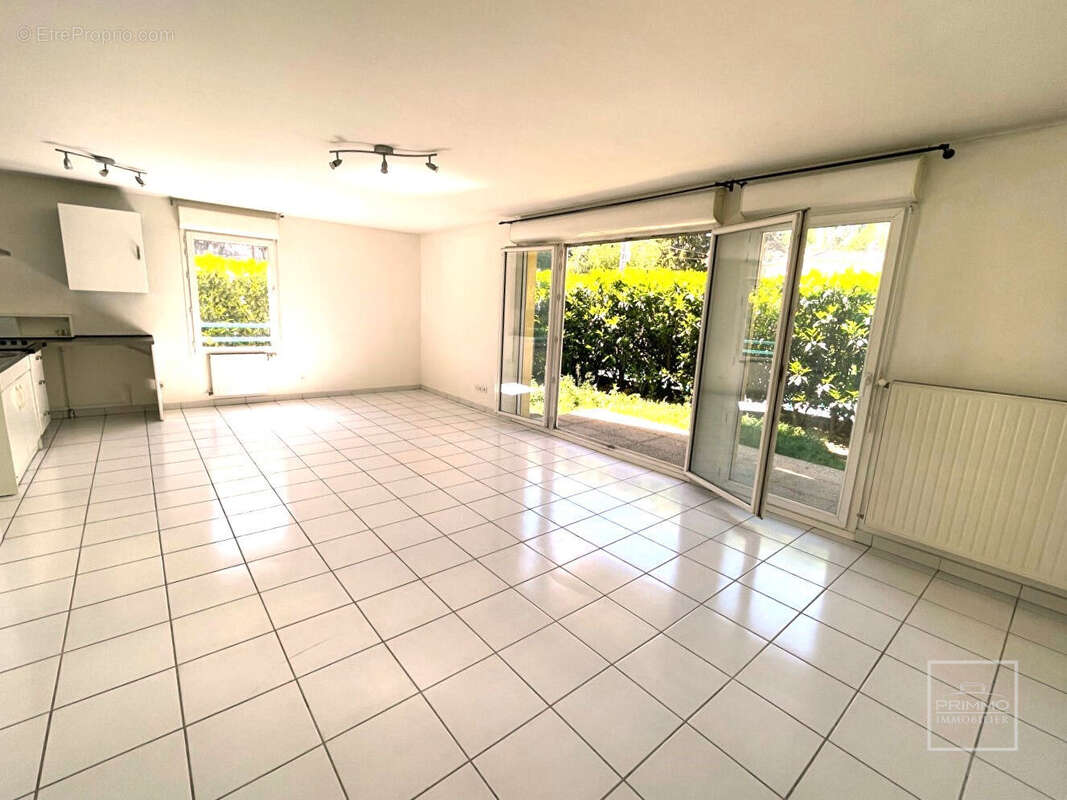 Appartement à LYON-9E