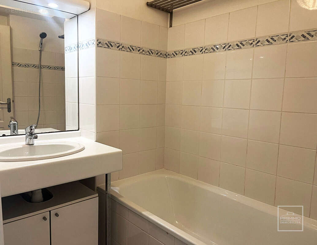 Appartement à LYON-9E