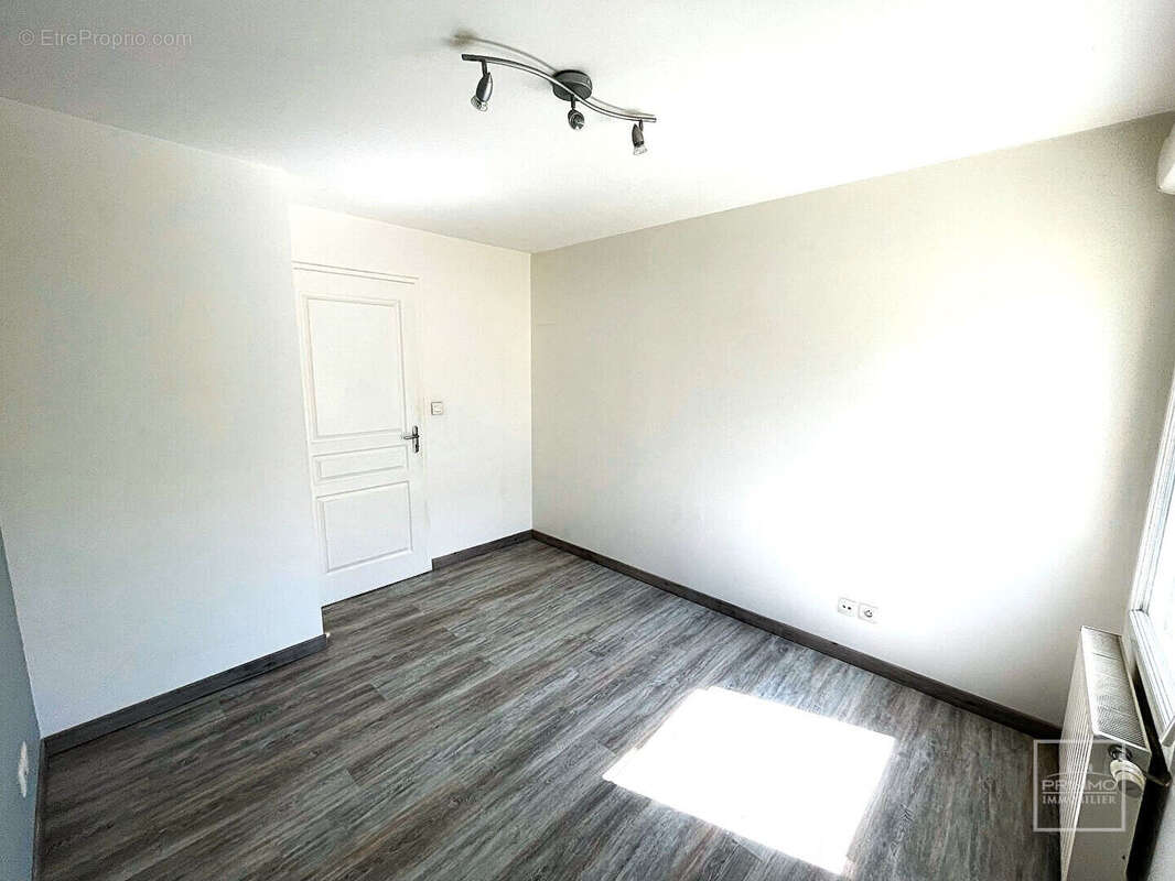 Appartement à LYON-9E