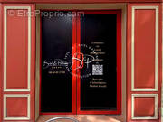 Commerce à SALERNES