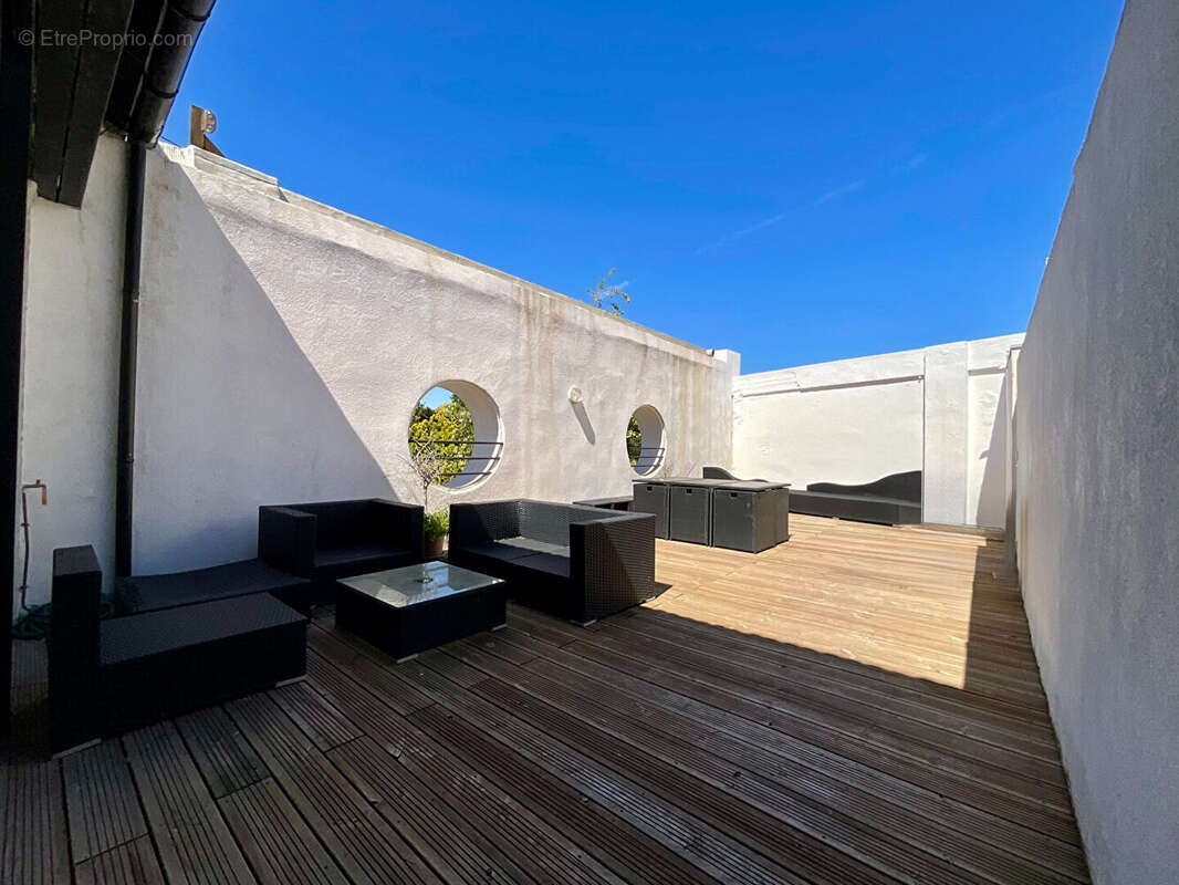 Appartement à MARSEILLE-8E