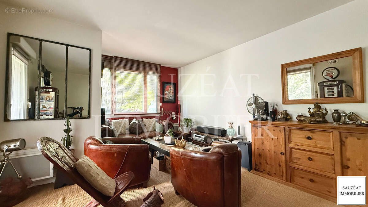 Appartement à BAGNEUX