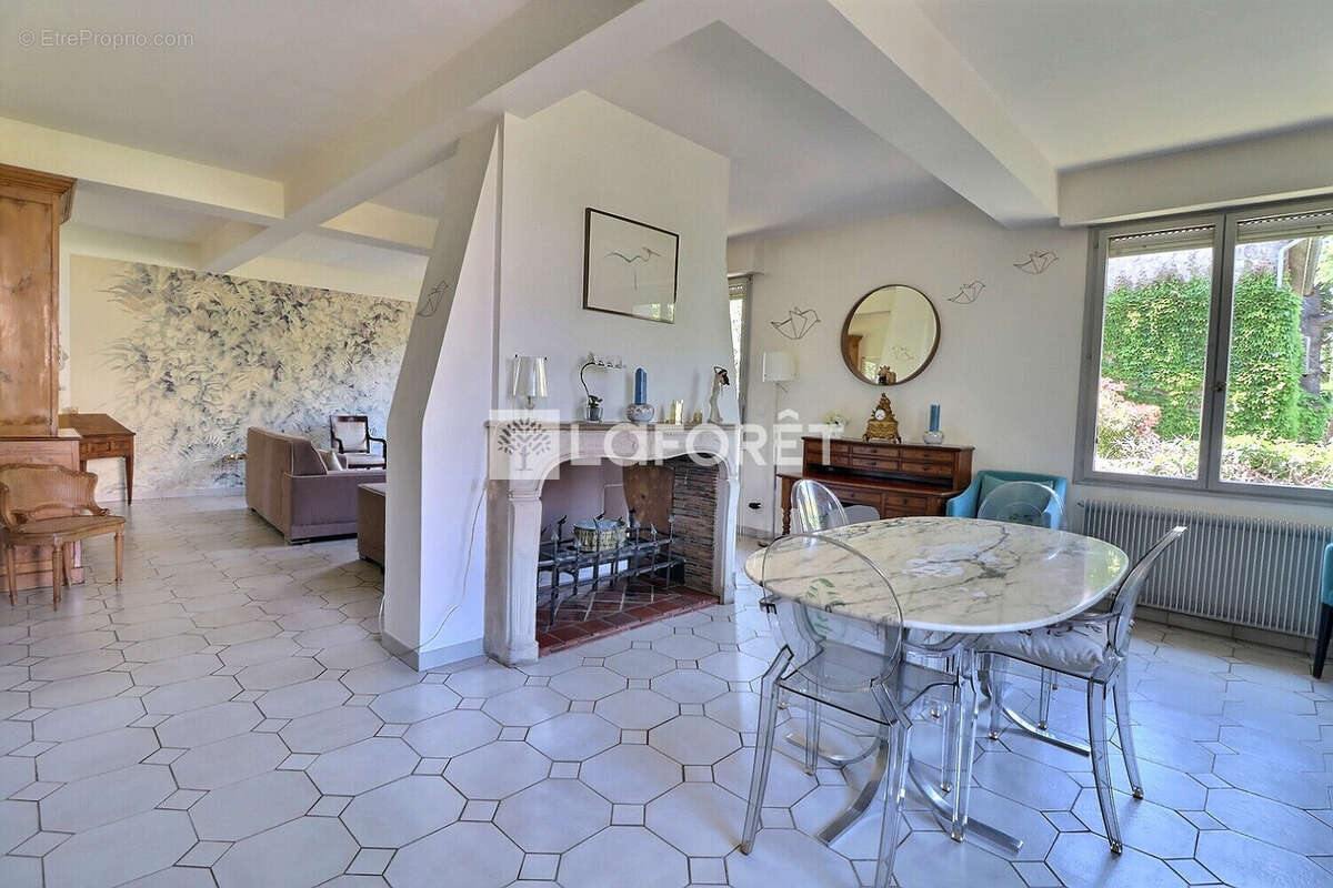 Maison à RUEIL-MALMAISON