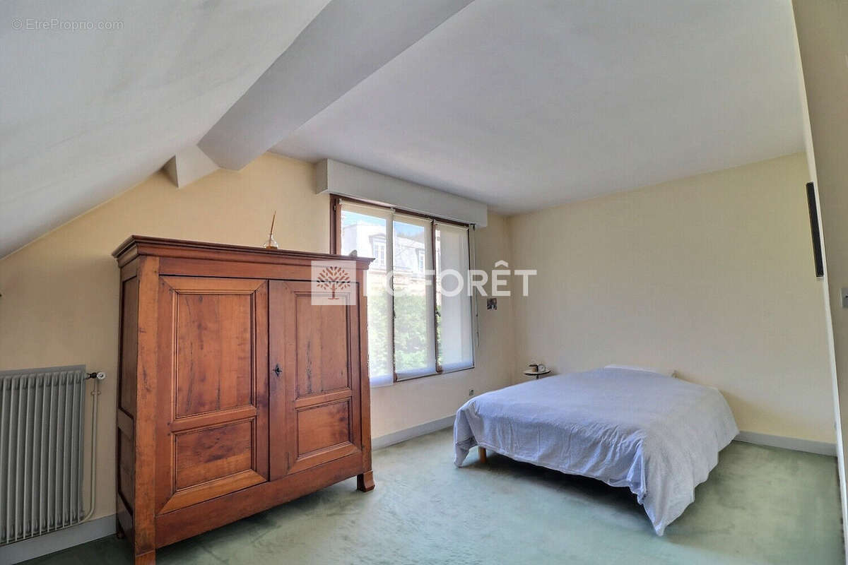 Maison à RUEIL-MALMAISON