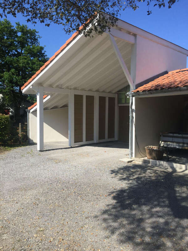 Maison à BENESSE-MAREMNE