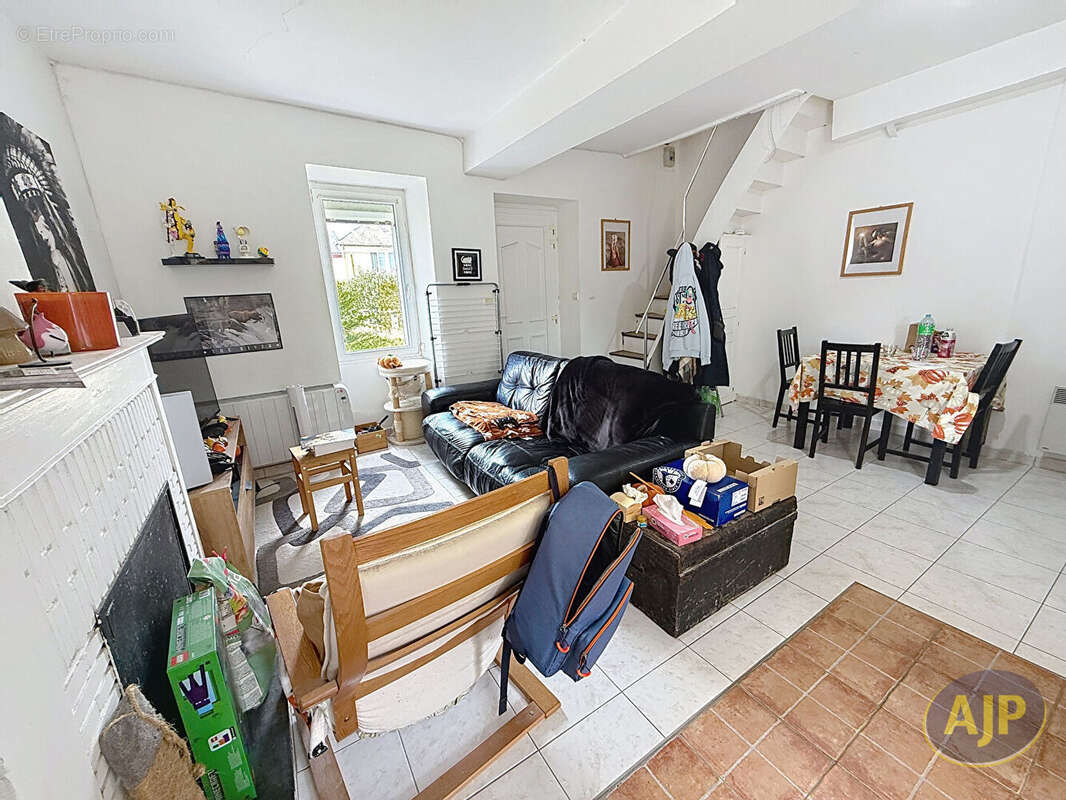 Maison à PETIT-MARS