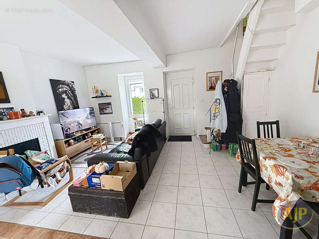 Maison à PETIT-MARS