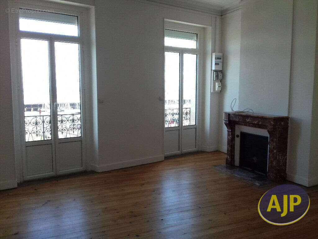 Appartement à PAUILLAC