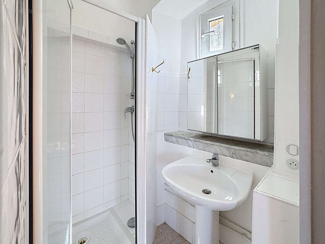 Appartement à ROQUEBRUNE-CAP-MARTIN