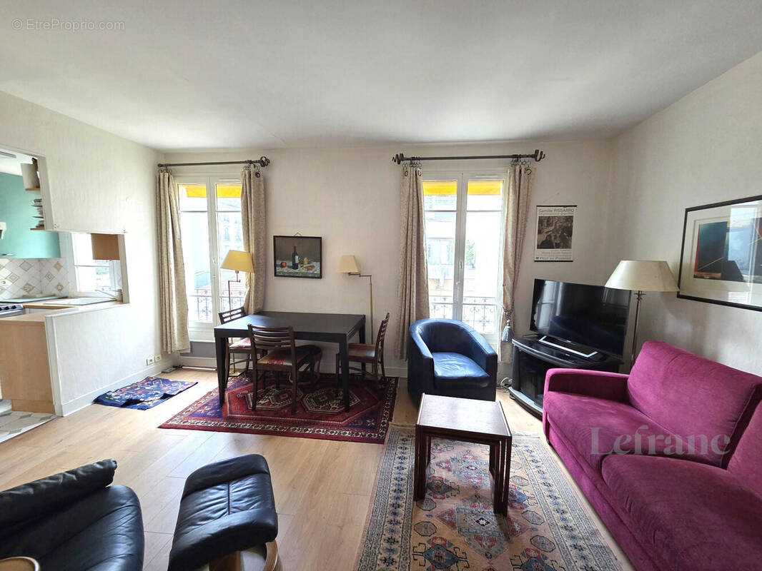 Appartement à PARIS-15E