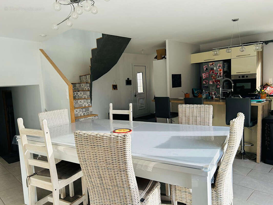 Maison à SAACY-SUR-MARNE