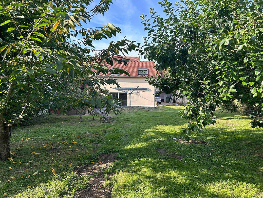 Maison à SAACY-SUR-MARNE