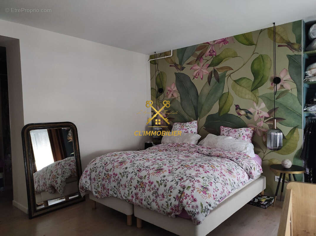 Appartement à SAINT-ETIENNE