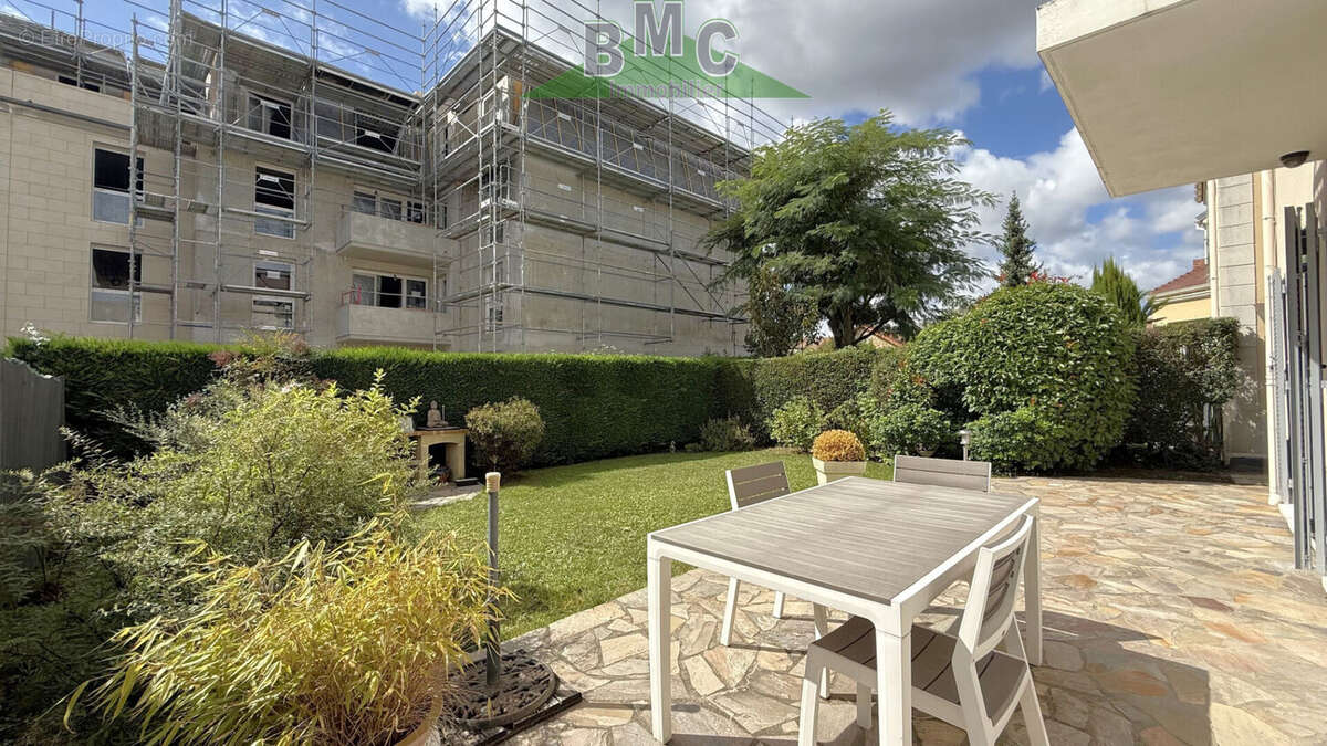 Maison à LE PLESSIS-BOUCHARD