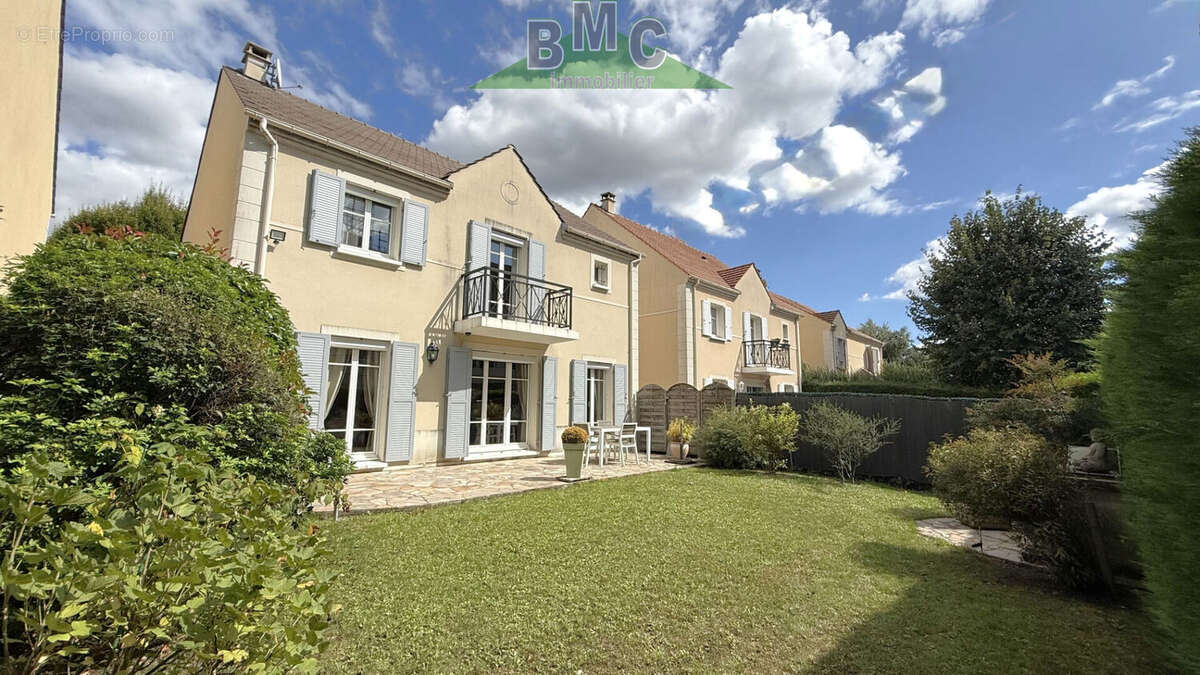 Maison à LE PLESSIS-BOUCHARD