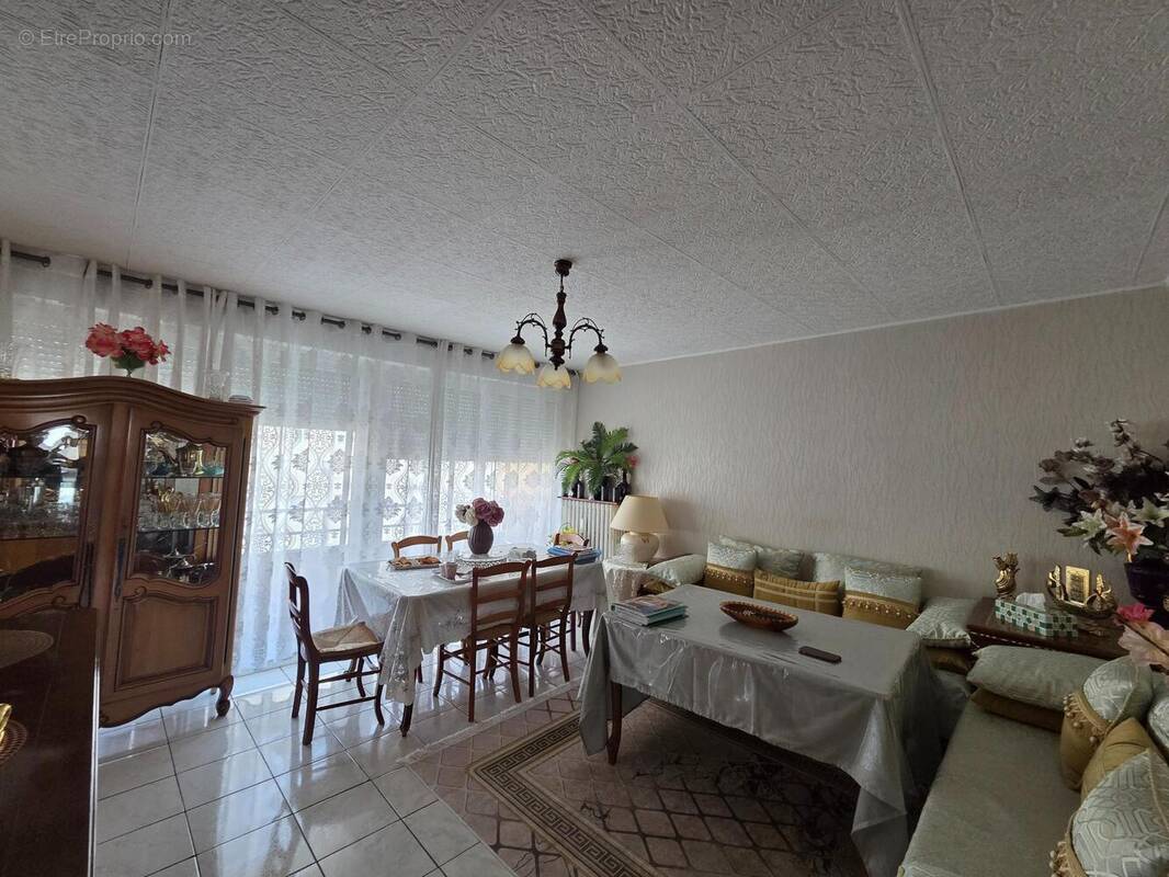 Photo 1 - Appartement à CHENOVE