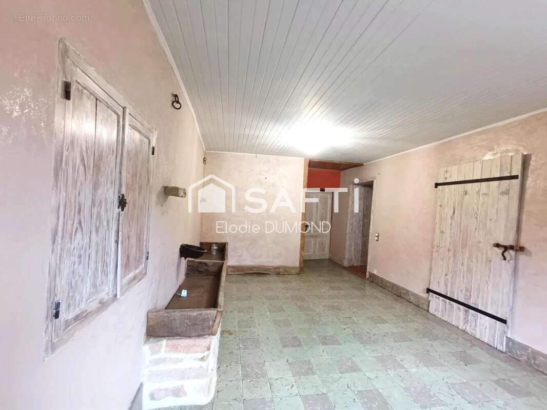 Photo 6 - Maison à DOMMARTIN-LES-CUISEAUX