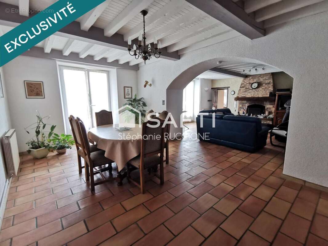 Photo 2 - Maison à COLOMBE