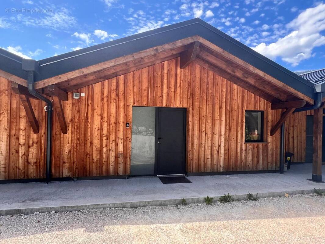 Photo 1 - Maison à LE BIOT