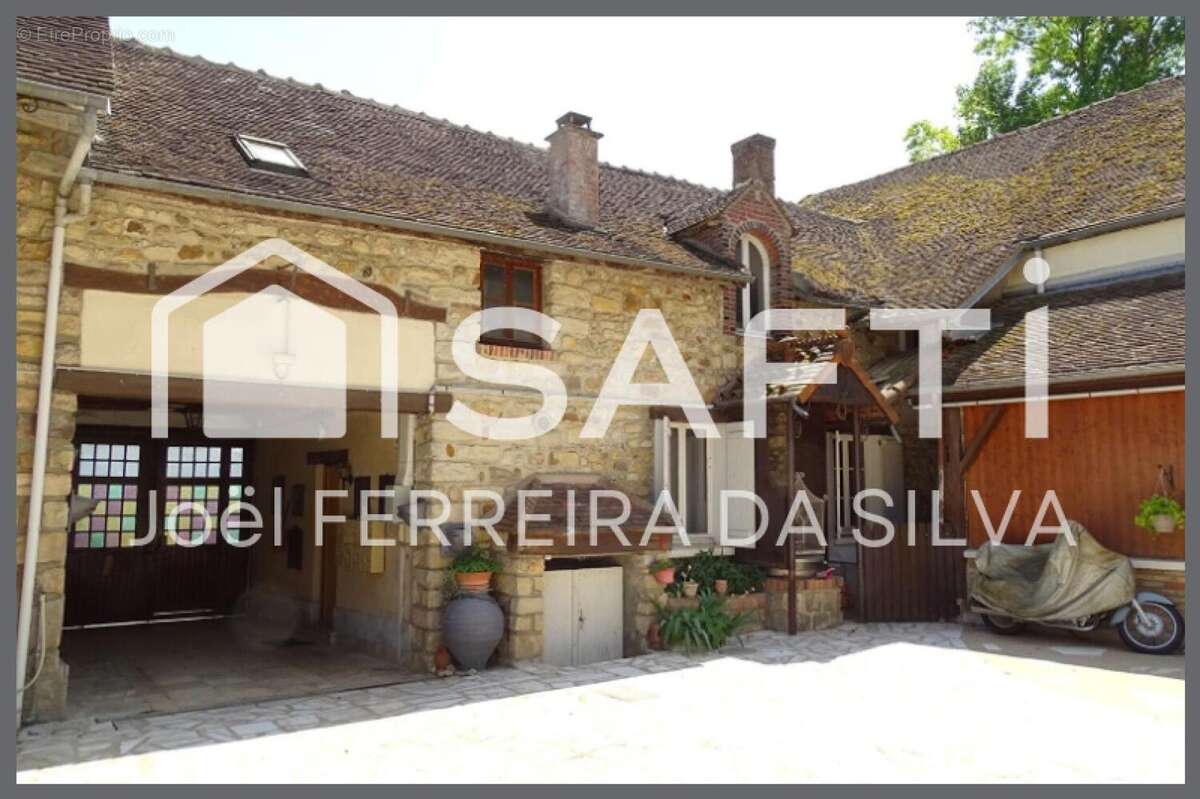 Photo 4 - Appartement à VILLENEUVE-LA-GUYARD