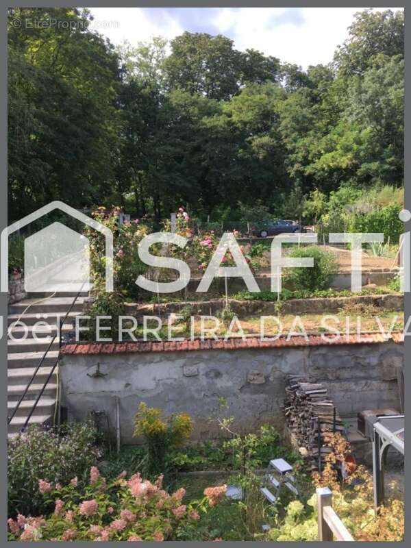 Photo 6 - Appartement à VILLENEUVE-LA-GUYARD