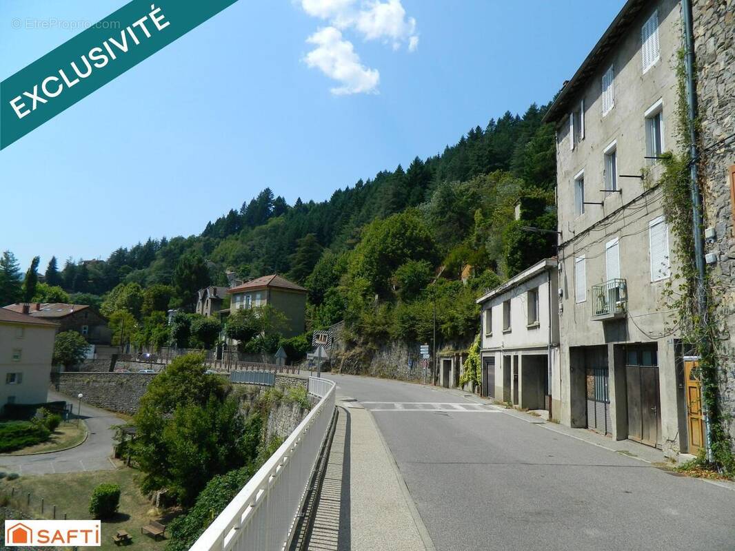 Photo 1 - Appartement à LE CHEYLARD