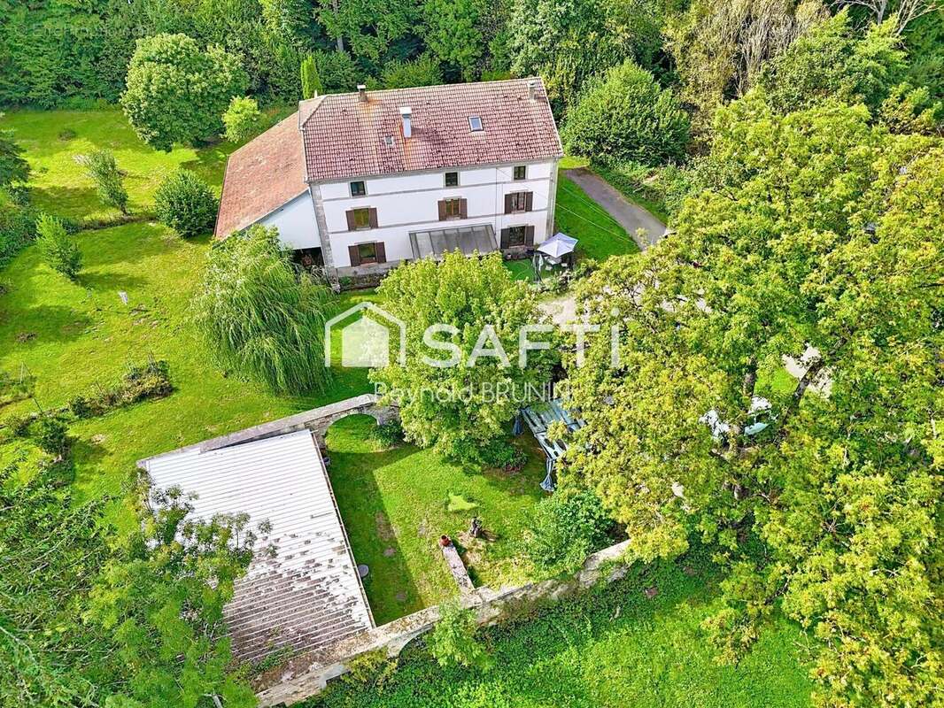 Photo 2 - Maison à LA CHAPELLE-AUX-BOIS